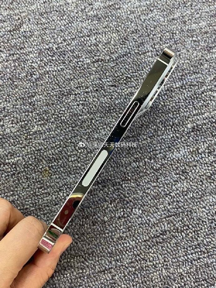苹果v版双卡苹果13是双卡双待吗怎么只有一个卡槽