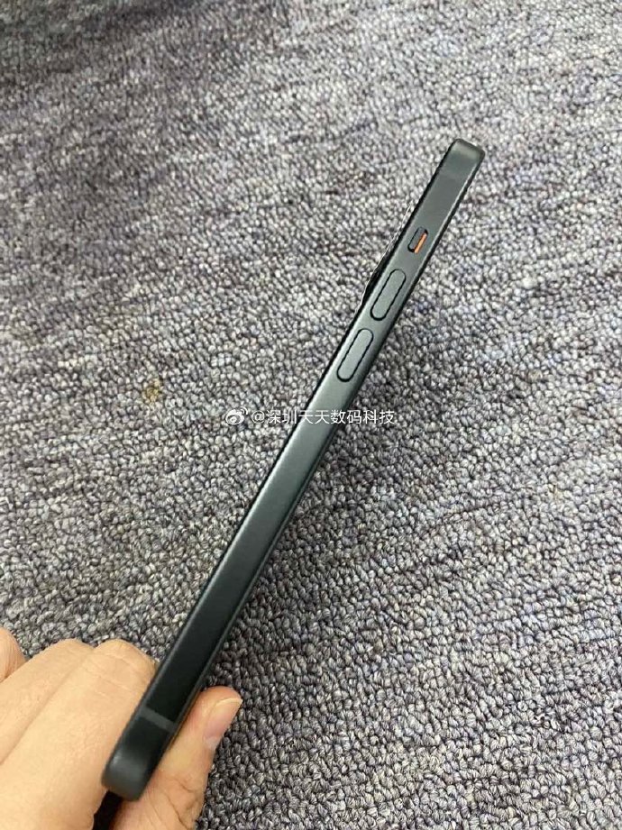 苹果v版双卡苹果13是双卡双待吗怎么只有一个卡槽-第2张图片-太平洋在线下载